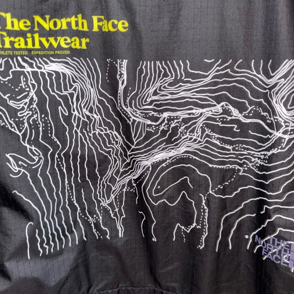 The‎ North Face Trailwear Windbreaker Jacket Medium Gorpcore Graphic Hooded Zip